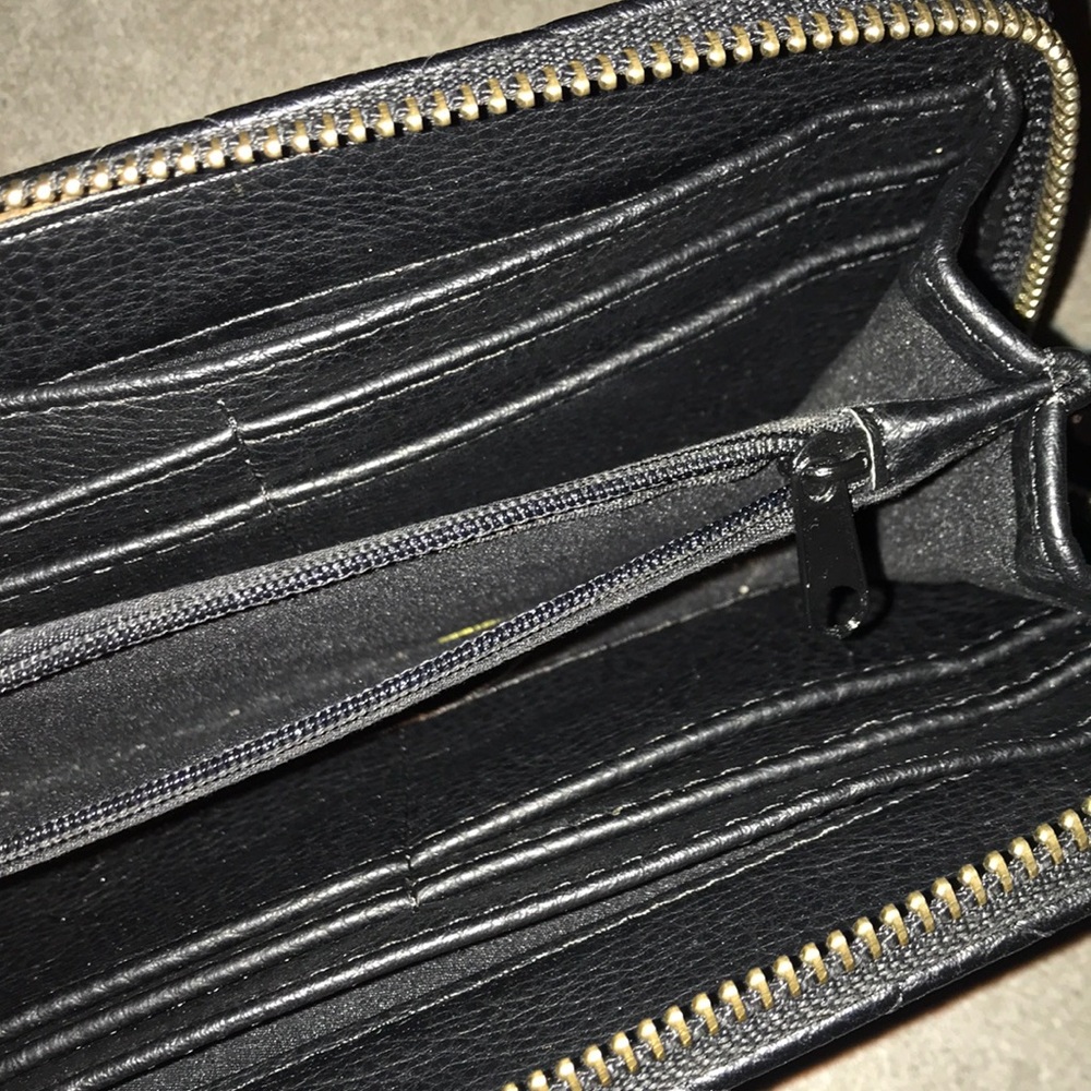 Wallet - Picture 4 of 4